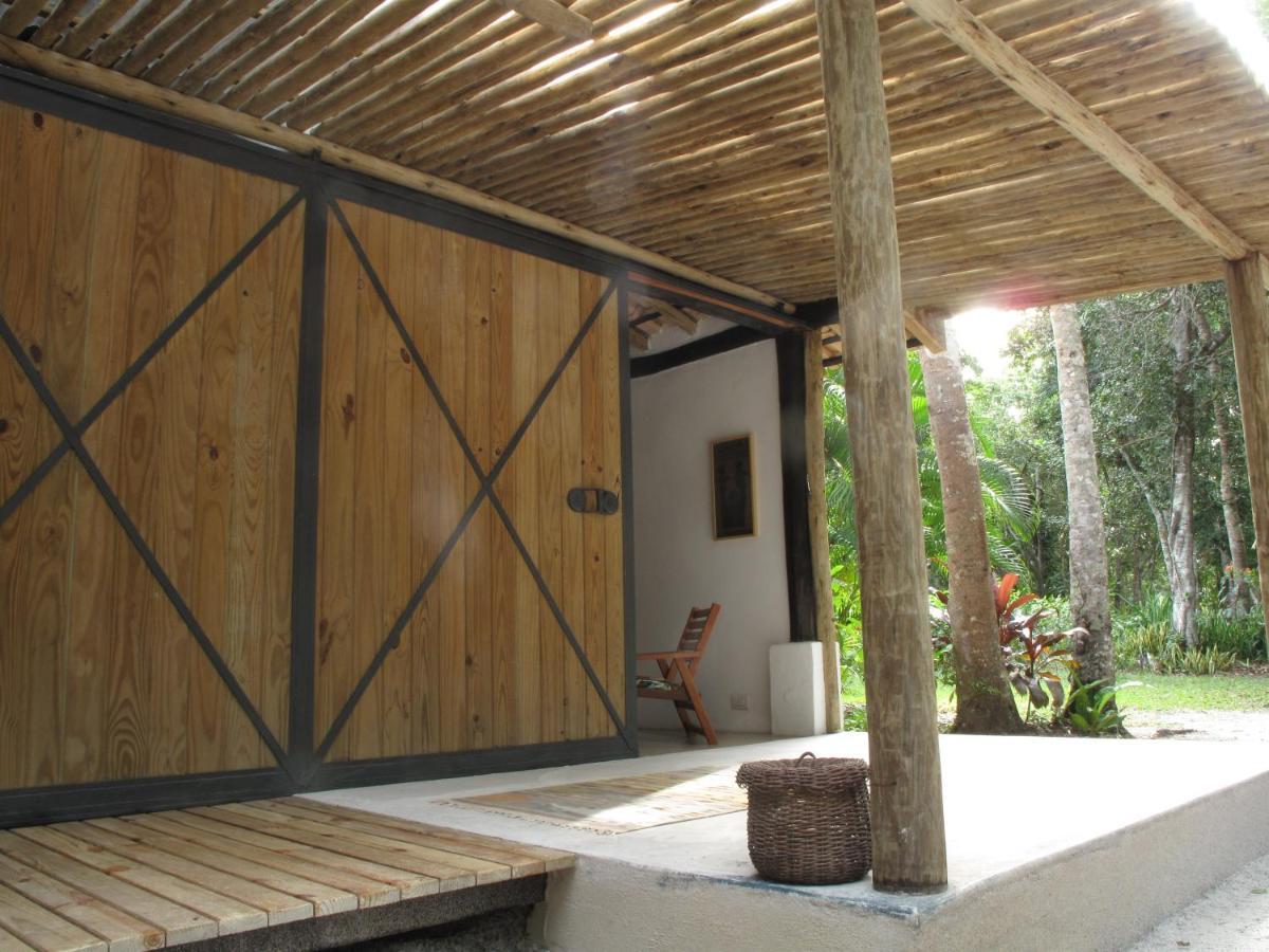 The Lion Cottage- Charming Studios Santo André Exterior foto